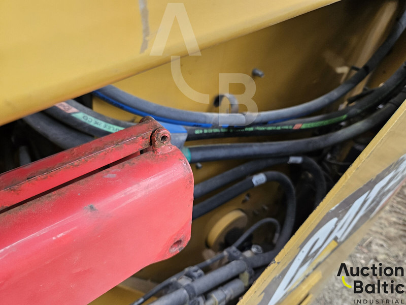 Mini homlokrakodó Caterpillar 236 D: 12 kép. Mini homlokrakodó Caterpillar 236 D: 12 kép.