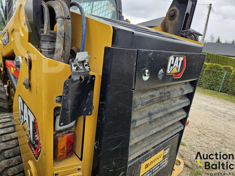 Mini homlokrakodó Caterpillar 242 D 3: 12 kép. Mini homlokrakodó Caterpillar 242 D 3: 12 kép.