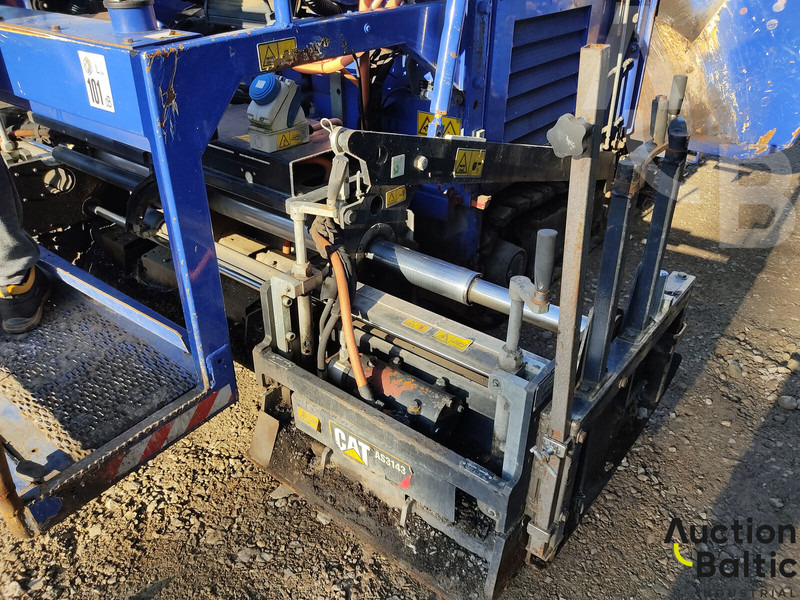 Útburkológép Caterpillar AP 255 E: 9 kép.