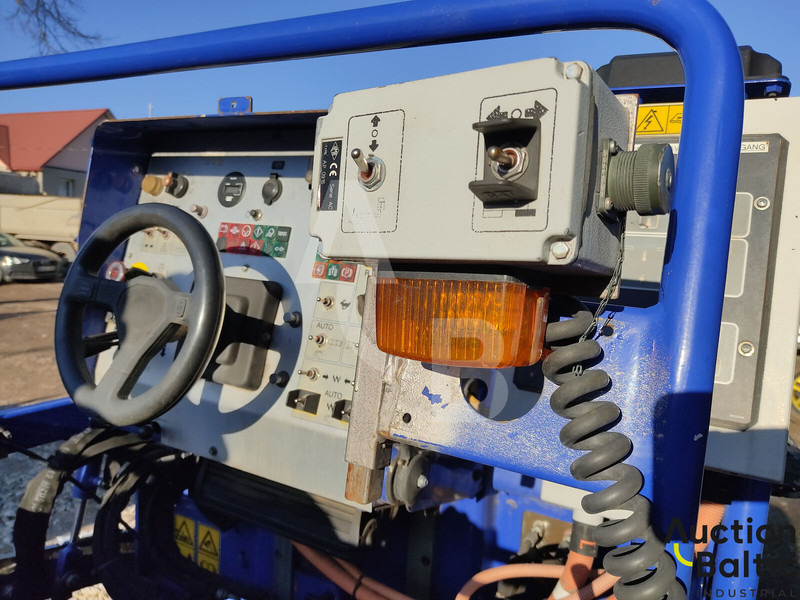 Útburkológép Caterpillar AP 255 E: 7 kép.