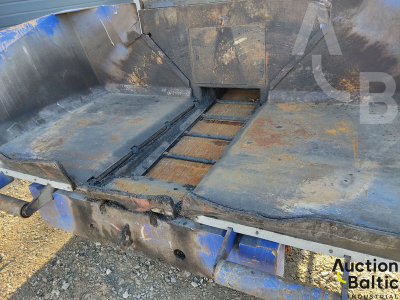 Útburkológép Caterpillar AP 255 E: 19 kép.