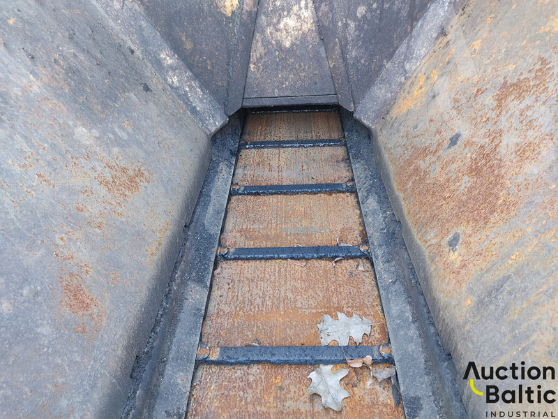 Útburkológép Caterpillar AP 255 E: 20 kép.