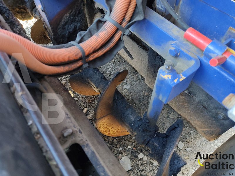 Útburkológép Caterpillar AP 255 E: 14 kép.