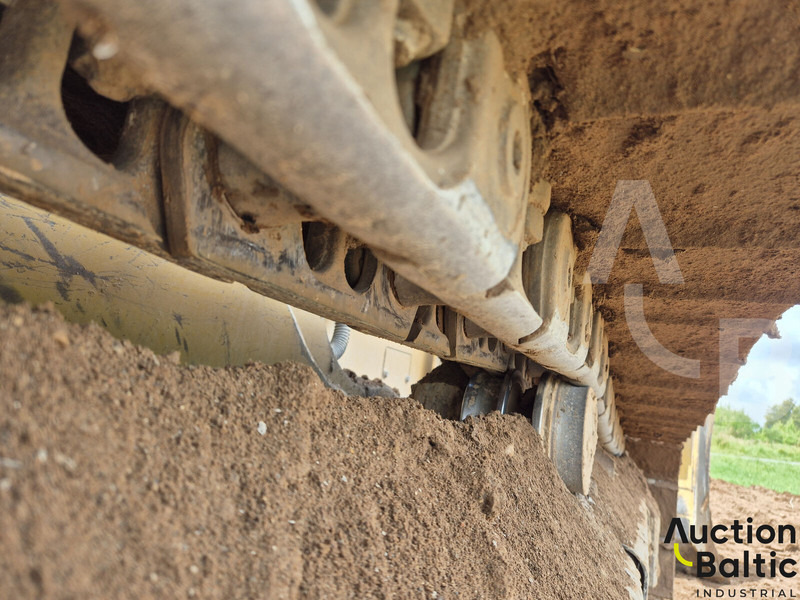 Buldózer Caterpillar D 6 K: 15 kép.