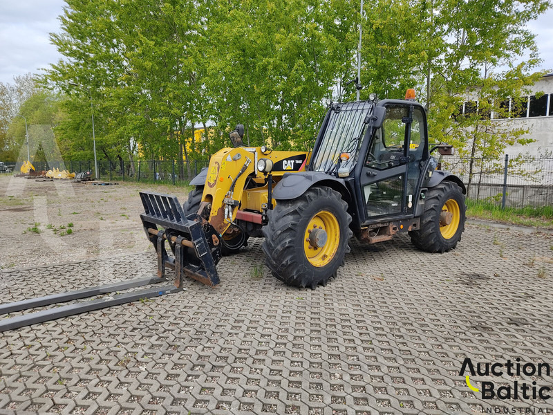 Caterpillar TH407 AG - Teleszkópos rakodó: 1 kép. Caterpillar TH407 AG - Teleszkópos rakodó: 1 kép.