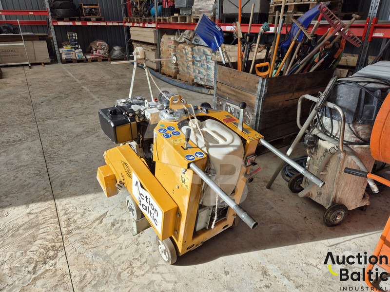 Cedima CF-2116 D - Aszfaltozó gép: 1 kép. Cedima CF-2116 D - Aszfaltozó gép: 1 kép.