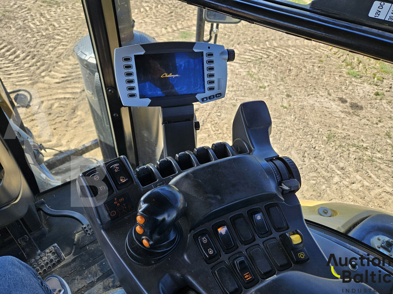 Challenger MT 755 E - Lánctalpas traktor: 5 kép. Challenger MT 755 E - Lánctalpas traktor: 5 kép.