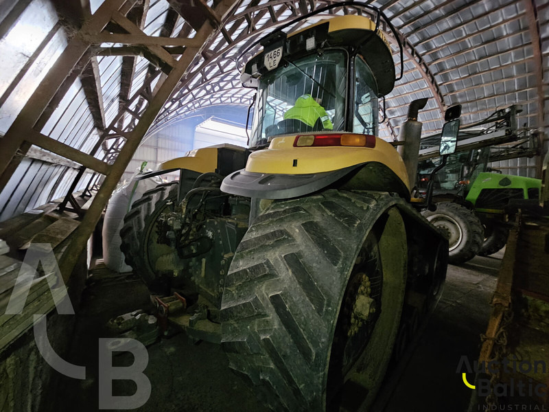 Challenger MT 865 - Lánctalpas traktor: 3 kép. Challenger MT 865 - Lánctalpas traktor: 3 kép.
