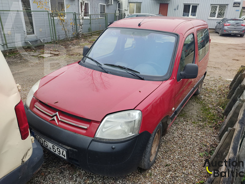 Citroën Berlingo - Kis furgon: 2 kép. Citroën Berlingo - Kis furgon: 2 kép.