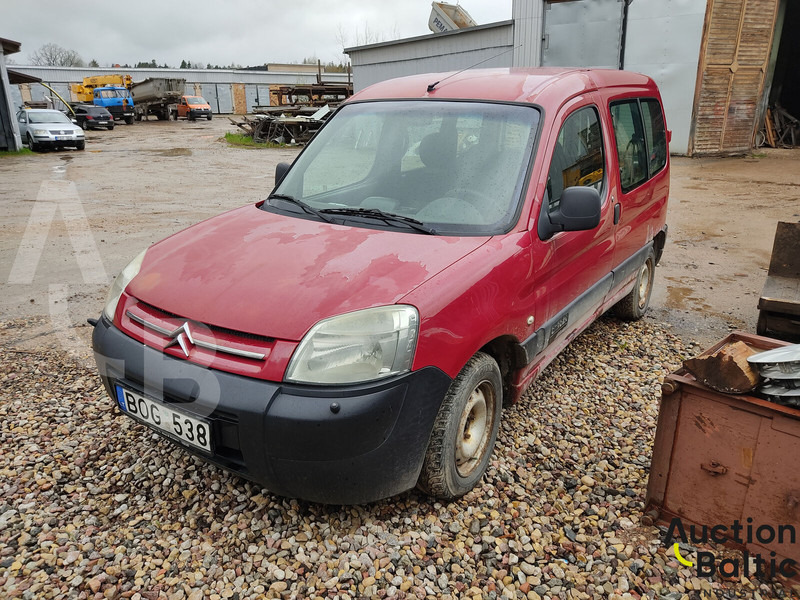 Citroën Berlingo - Kis furgon: 2 kép. Citroën Berlingo - Kis furgon: 2 kép.