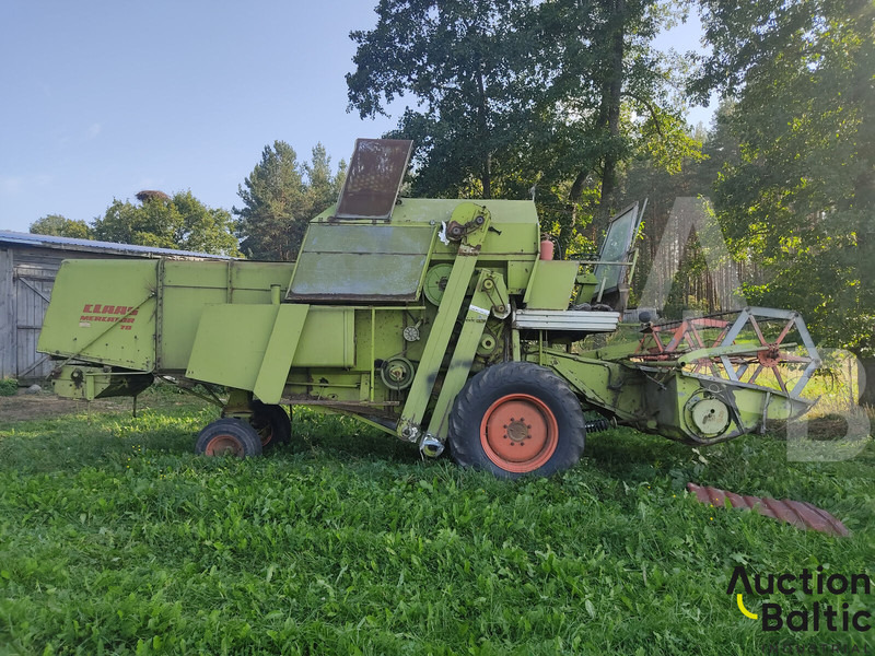 Claas Mercator 70 - Kombájn: 2 kép. Claas Mercator 70 - Kombájn: 2 kép.