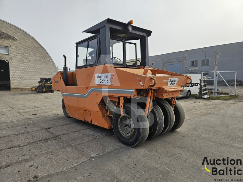 Corinsa CCN 1222 - Pneumatikus henger: 4 kép. Corinsa CCN 1222 - Pneumatikus henger: 4 kép.