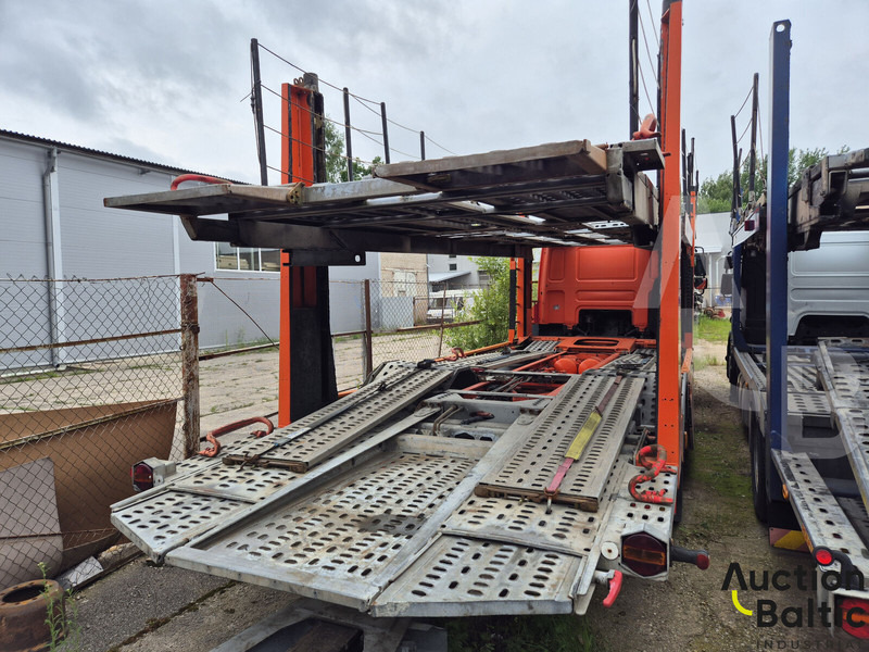 DAF AE75PC - Autószállító teherautó: 3 kép. DAF AE75PC - Autószállító teherautó: 3 kép.