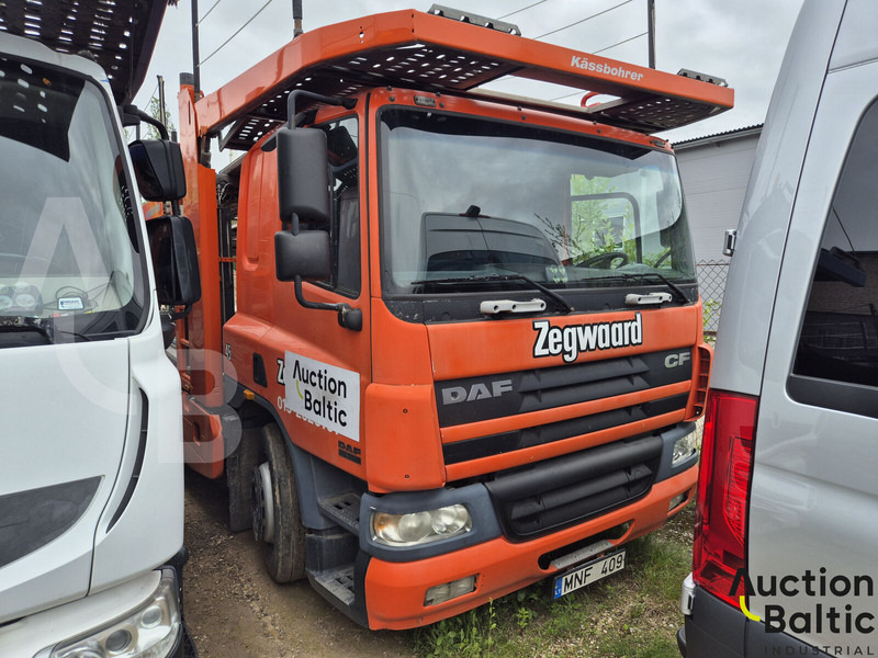 DAF AE75PC - Autószállító teherautó: 2 kép. DAF AE75PC - Autószállító teherautó: 2 kép.