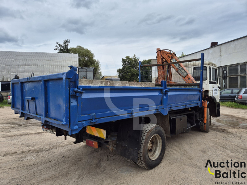 DAF FA 1700 - Billenőplatós teherautó: 4 kép. DAF FA 1700 - Billenőplatós teherautó: 4 kép.