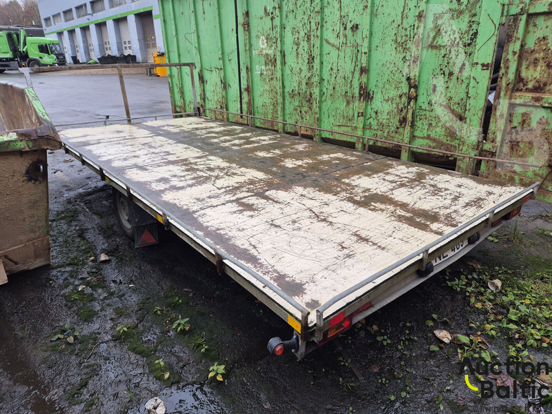 Domantas B2P-5000 - Ponyvás félpótkocsi: 3 kép. Domantas B2P-5000 - Ponyvás félpótkocsi: 3 kép.