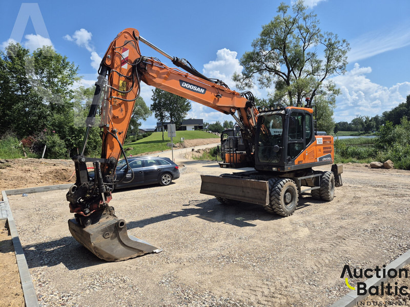 Doosan DX 170 W-5 - Gumikerekes kotró: 1 kép. Doosan DX 170 W-5 - Gumikerekes kotró: 1 kép.