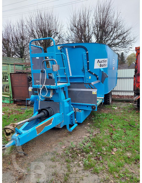 EUROMILK FXX 1600 - Állattartás gépei: 3 kép. EUROMILK FXX 1600 - Állattartás gépei: 3 kép.