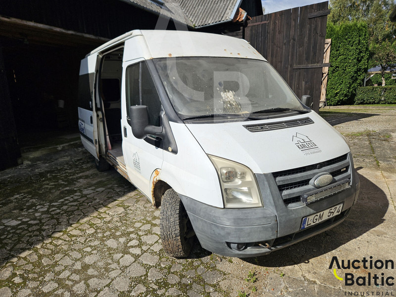 Ford Transit - Kis furgon: 2 kép. Ford Transit - Kis furgon: 2 kép.