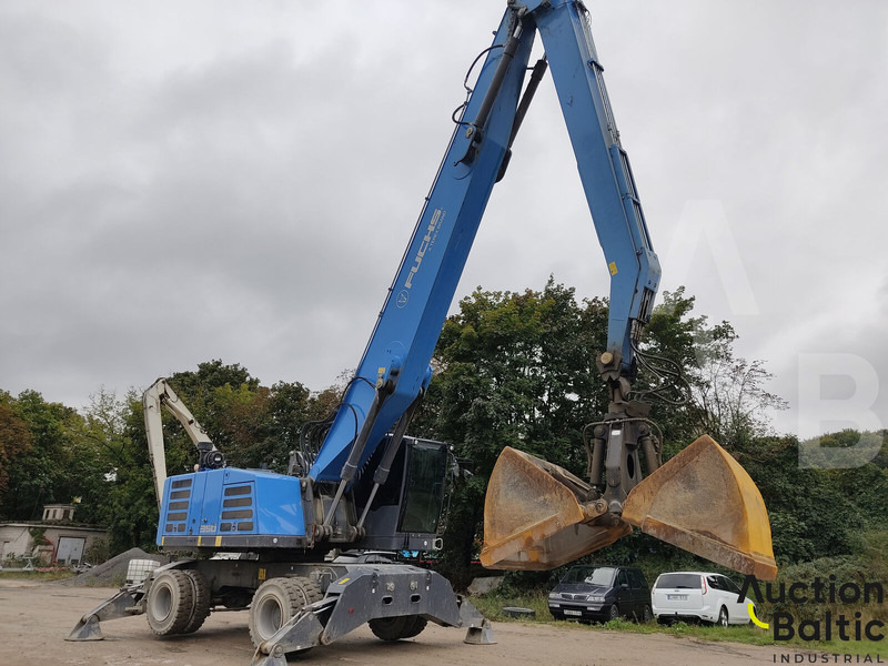 Fuchs MHL 350 - Hulladék kotró: 3 kép. Fuchs MHL 350 - Hulladék kotró: 3 kép.