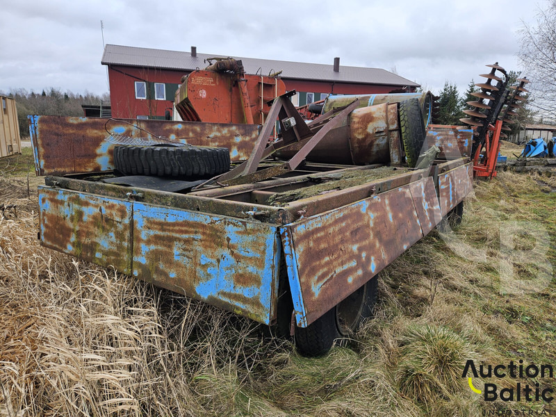 GKB 8328 - Pótkocsi billenőplatós: 3 kép. GKB 8328 - Pótkocsi billenőplatós: 3 kép.