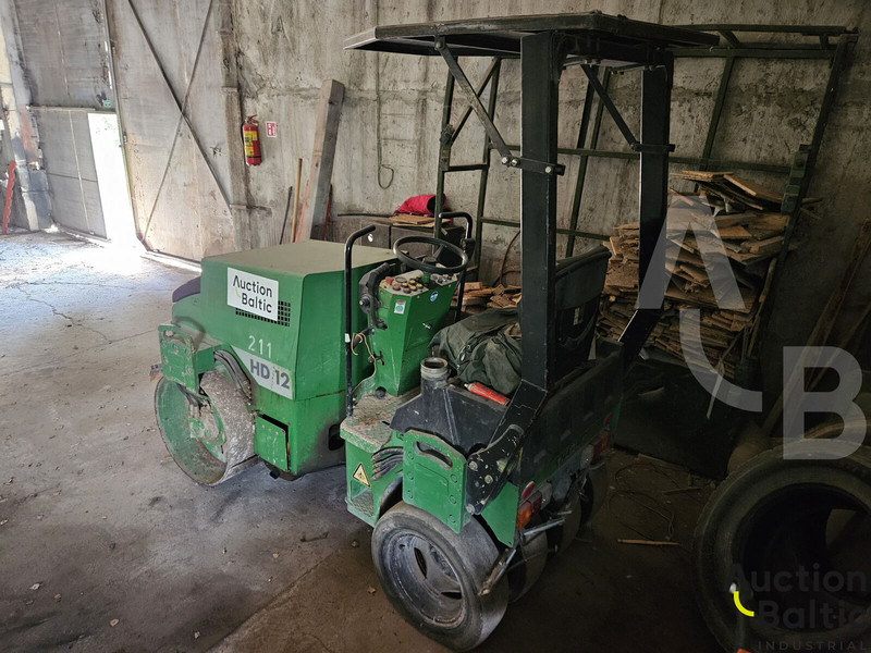 Hamm HD 12 K - Henger: 3 kép. Hamm HD 12 K - Henger: 3 kép.