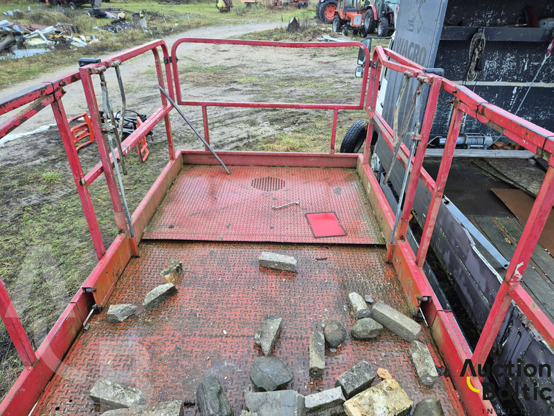 Haulotte H 12 SX - Ollós emelő: 5 kép. Haulotte H 12 SX - Ollós emelő: 5 kép.