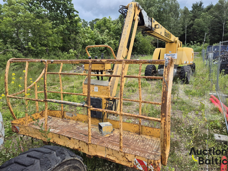 Haulotte HA 260 PX - Személyemelő: 2 kép. Haulotte HA 260 PX - Személyemelő: 2 kép.