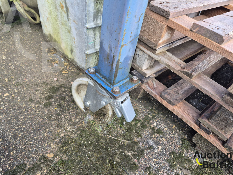 Hopper for various materials - Tartályos teherautó: 5 kép. Hopper for various materials - Tartályos teherautó: 5 kép.