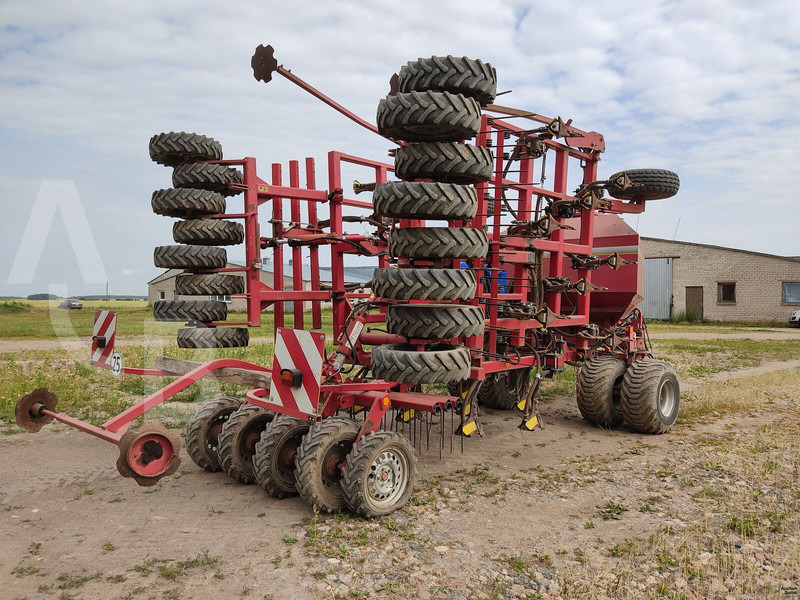 Horsch 6-CO - Kombinált vetőgép: 4 kép. Horsch 6-CO - Kombinált vetőgép: 4 kép.