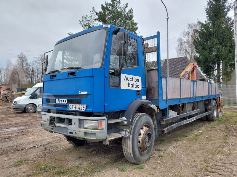 Iveco 180E18 - Platós teherautó, Darus autó: 2 kép. Iveco 180E18 - Platós teherautó, Darus autó: 2 kép.