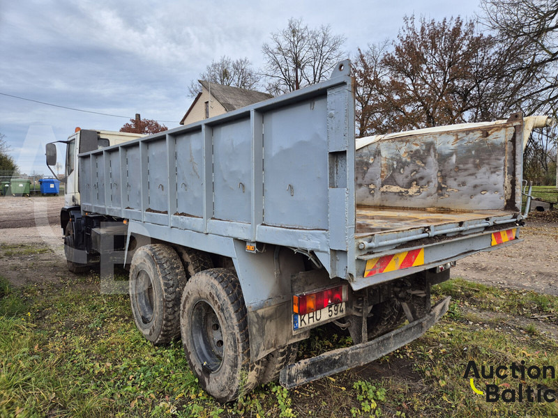 Iveco 260 E27 - Billenőplatós teherautó: 4 kép. Iveco 260 E27 - Billenőplatós teherautó: 4 kép.