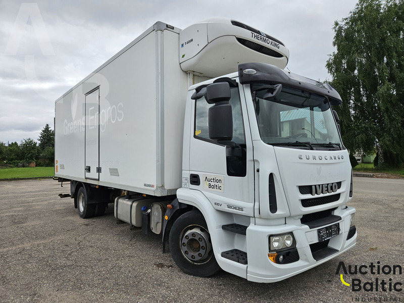 Iveco Euro Cargo 120E 25 - Hűtős teherautó: 2 kép. Iveco Euro Cargo 120E 25 - Hűtős teherautó: 2 kép.