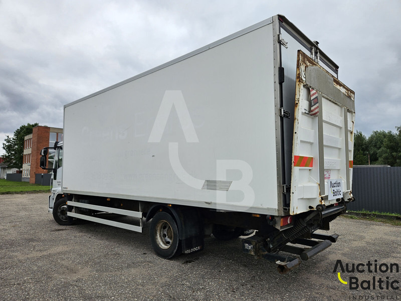 Iveco Euro Cargo 120E 25 - Hűtős teherautó: 3 kép. Iveco Euro Cargo 120E 25 - Hűtős teherautó: 3 kép.