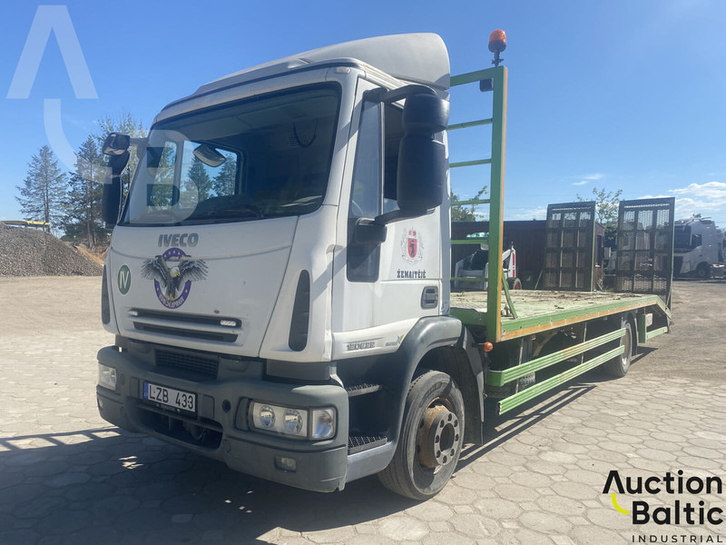 Iveco ML 120E22 - Platós teherautó: 1 kép. Iveco ML 120E22 - Platós teherautó: 1 kép.
