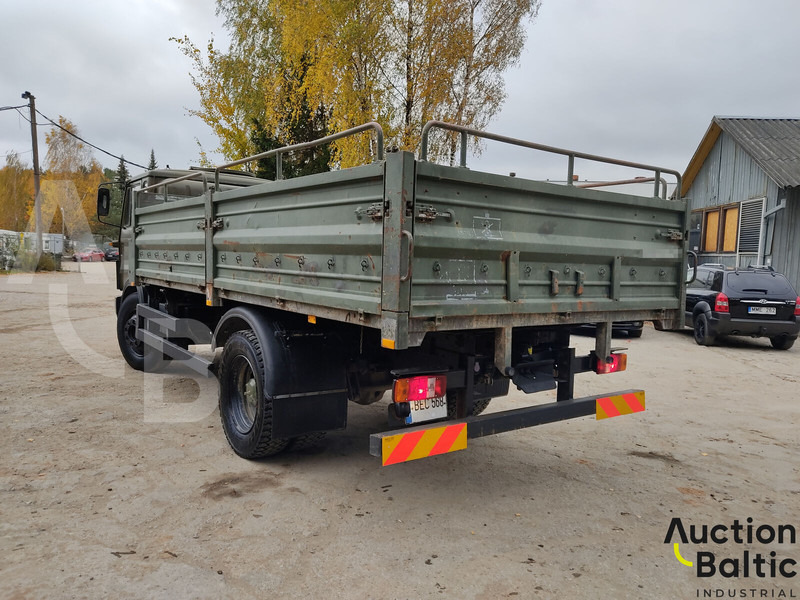 Iveco Magirus 110-17 - Platós teherautó: 4 kép. Iveco Magirus 110-17 - Platós teherautó: 4 kép.
