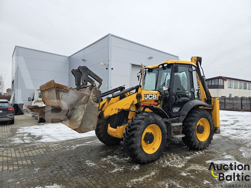 JCB 4 CX - Kotrórakodó: 2 kép. JCB 4 CX - Kotrórakodó: 2 kép.