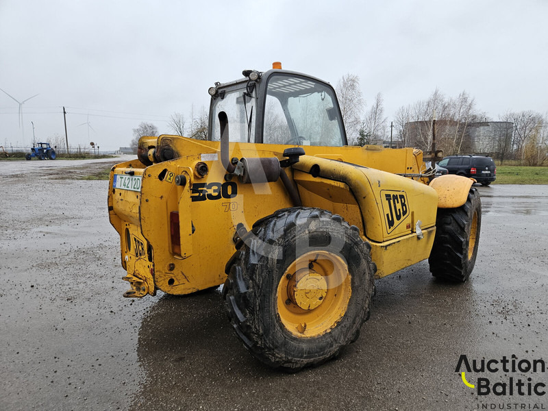 JCB 530 - Teleszkópos rakodó: 3 kép. JCB 530 - Teleszkópos rakodó: 3 kép.