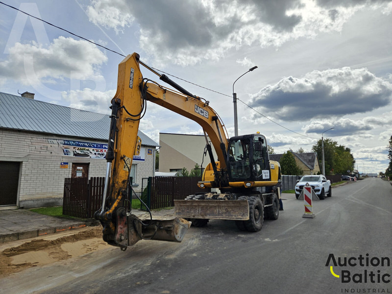 JCB JS 160 W - Gumikerekes kotró: 2 kép. JCB JS 160 W - Gumikerekes kotró: 2 kép.