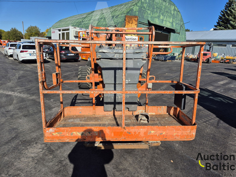 Személyemelő JLG 450 AJ: 7 kép. Személyemelő JLG 450 AJ: 7 kép.