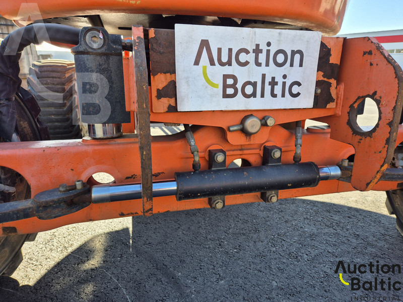 Személyemelő JLG 450 AJ: 14 kép. Személyemelő JLG 450 AJ: 14 kép.