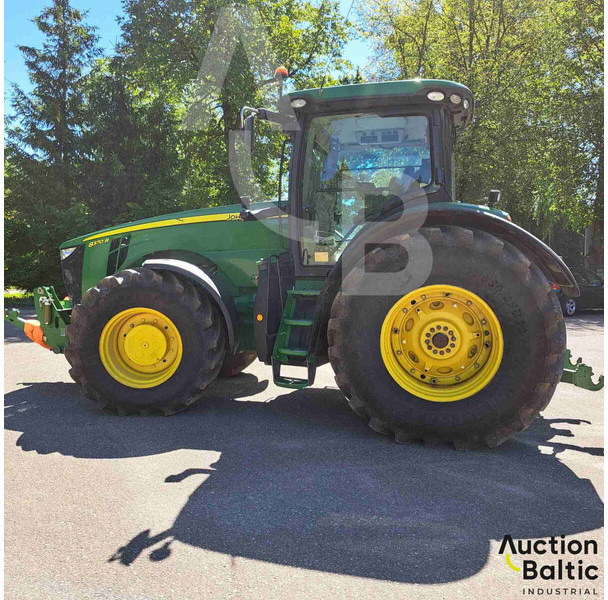 John Deere 8370 R - Traktor: 5 kép. John Deere 8370 R - Traktor: 5 kép.