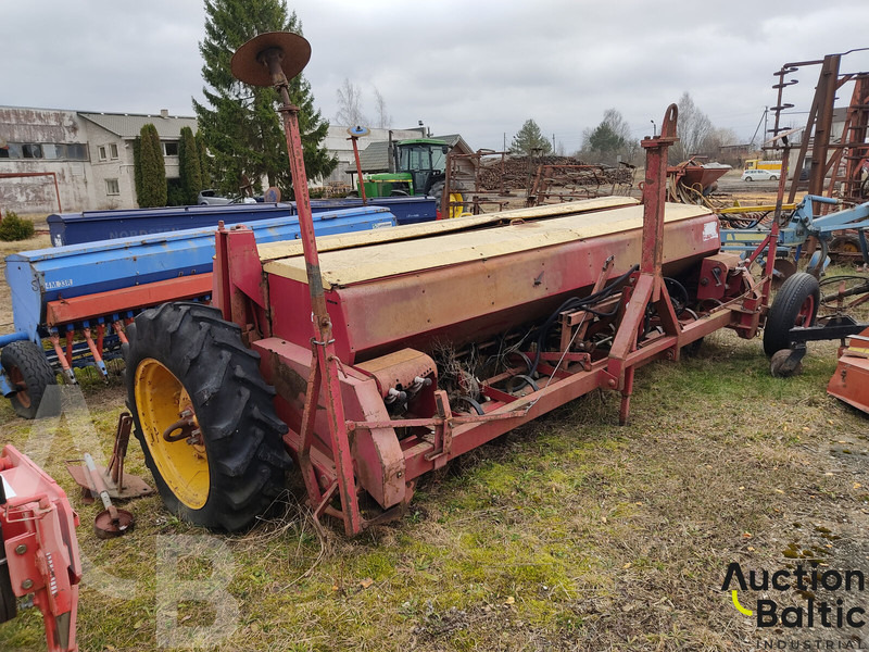 Juko - Vetőgép: 3 kép. Juko - Vetőgép: 3 kép.