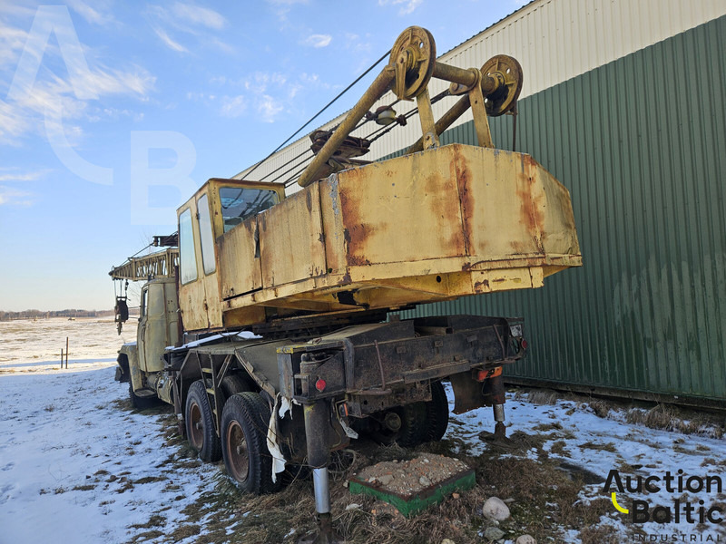 KRAZ 25 KC4562 - Terepjáró autódaru: 5 kép. KRAZ 25 KC4562 - Terepjáró autódaru: 5 kép.