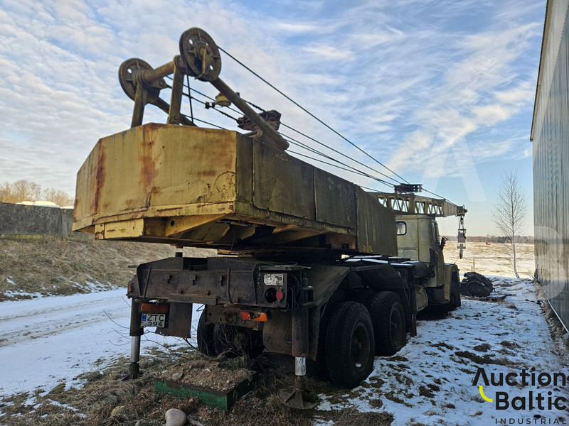 KRAZ 25 KC4562 - Terepjáró autódaru: 4 kép. KRAZ 25 KC4562 - Terepjáró autódaru: 4 kép.