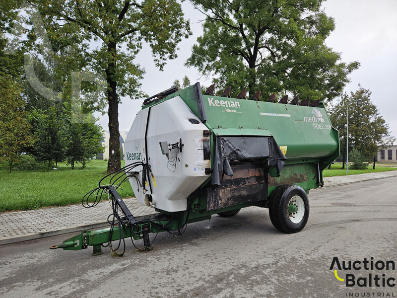Keenan MF 350BH - Állattartás gépei: 1 kép. Keenan MF 350BH - Állattartás gépei: 1 kép.