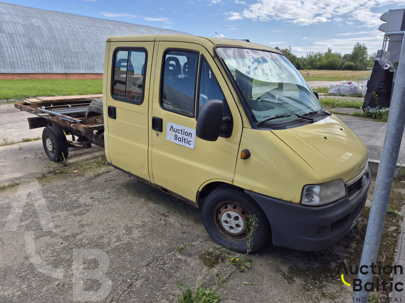 Fiat Ducato - Kisteherautó, Duplakabinos kisteherautó: 1 kép. Fiat Ducato - Kisteherautó, Duplakabinos kisteherautó: 1 kép.