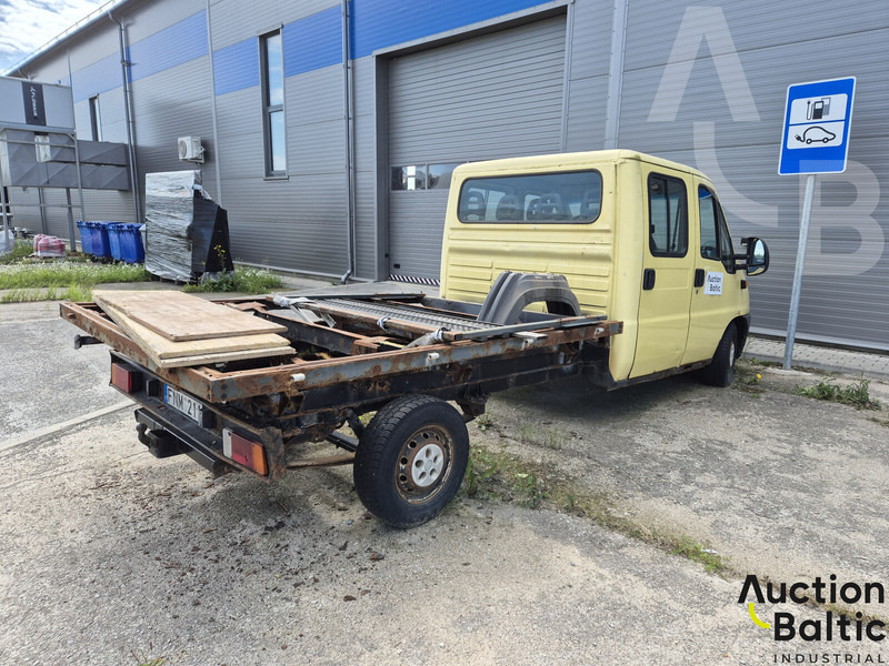 Fiat Ducato - Kisteherautó, Duplakabinos kisteherautó: 3 kép. Fiat Ducato - Kisteherautó, Duplakabinos kisteherautó: 3 kép.