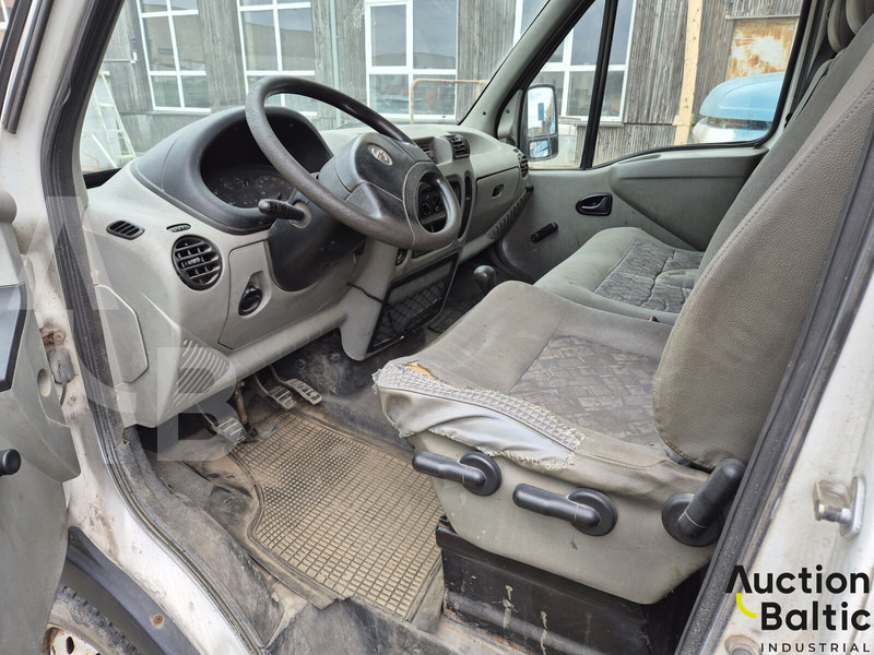 Opel Movano - Kisteherautó: 5 kép. Opel Movano - Kisteherautó: 5 kép.