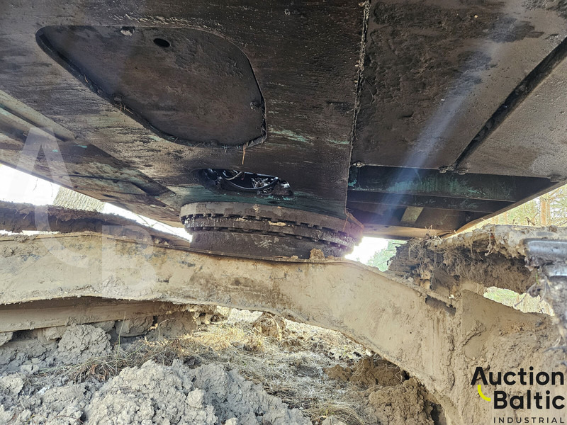 Lánctalpas daru Kobelco SK 210 LC-8: 19 kép. Lánctalpas daru Kobelco SK 210 LC-8: 19 kép.